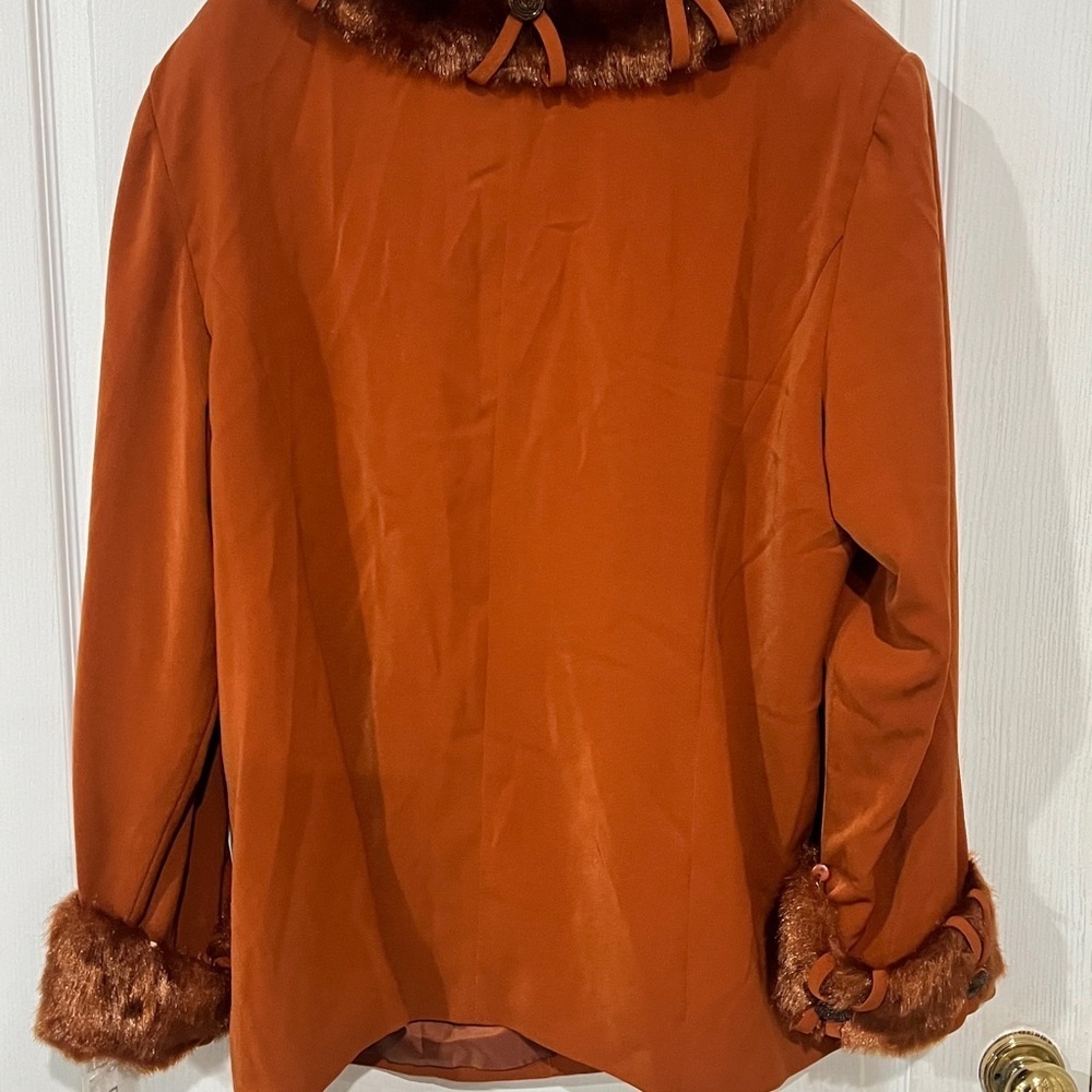 NWT Justin Taylor Rust Jacket with Faux Fur Trim - Picture 7 of 7